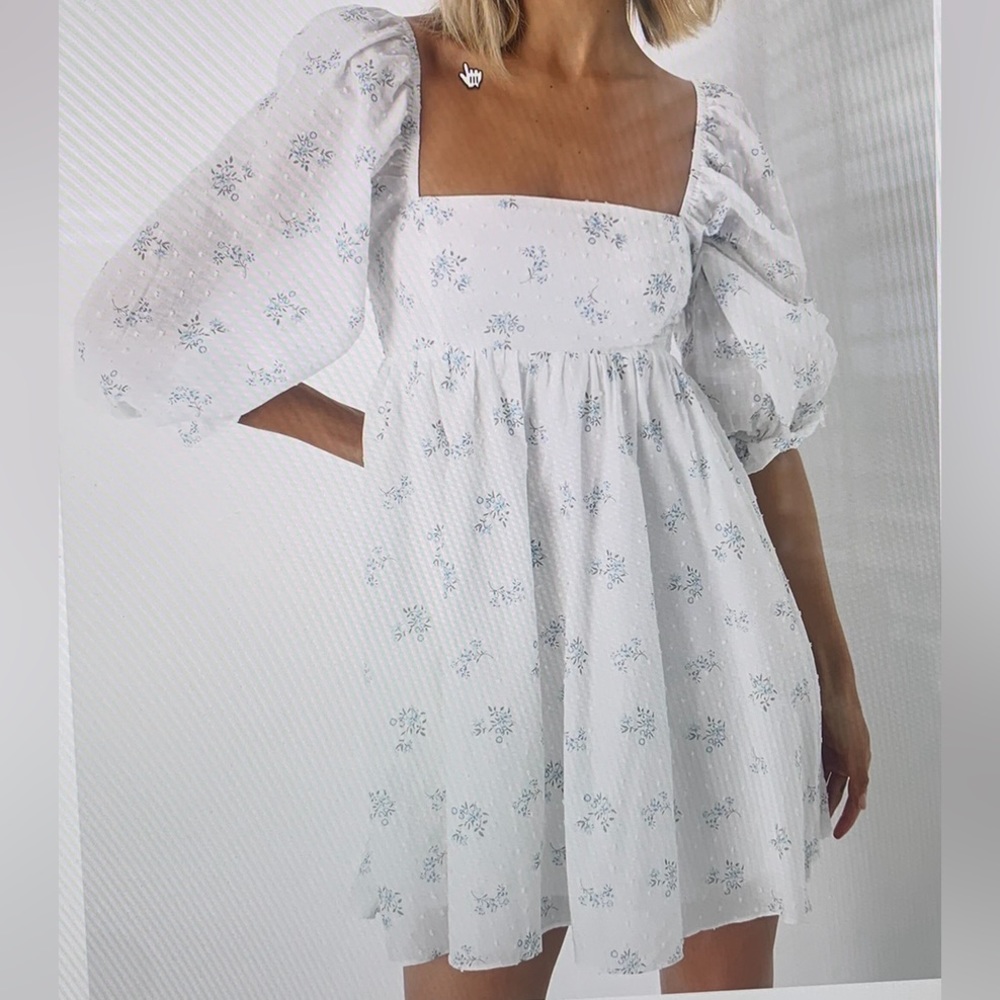 LULUS FLOWY DRESS